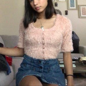 Cute pink, furry top!